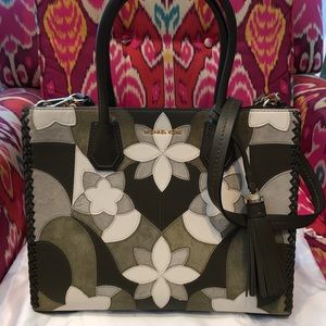 Michael Kors Mercer Green Leather NWOT Handbag